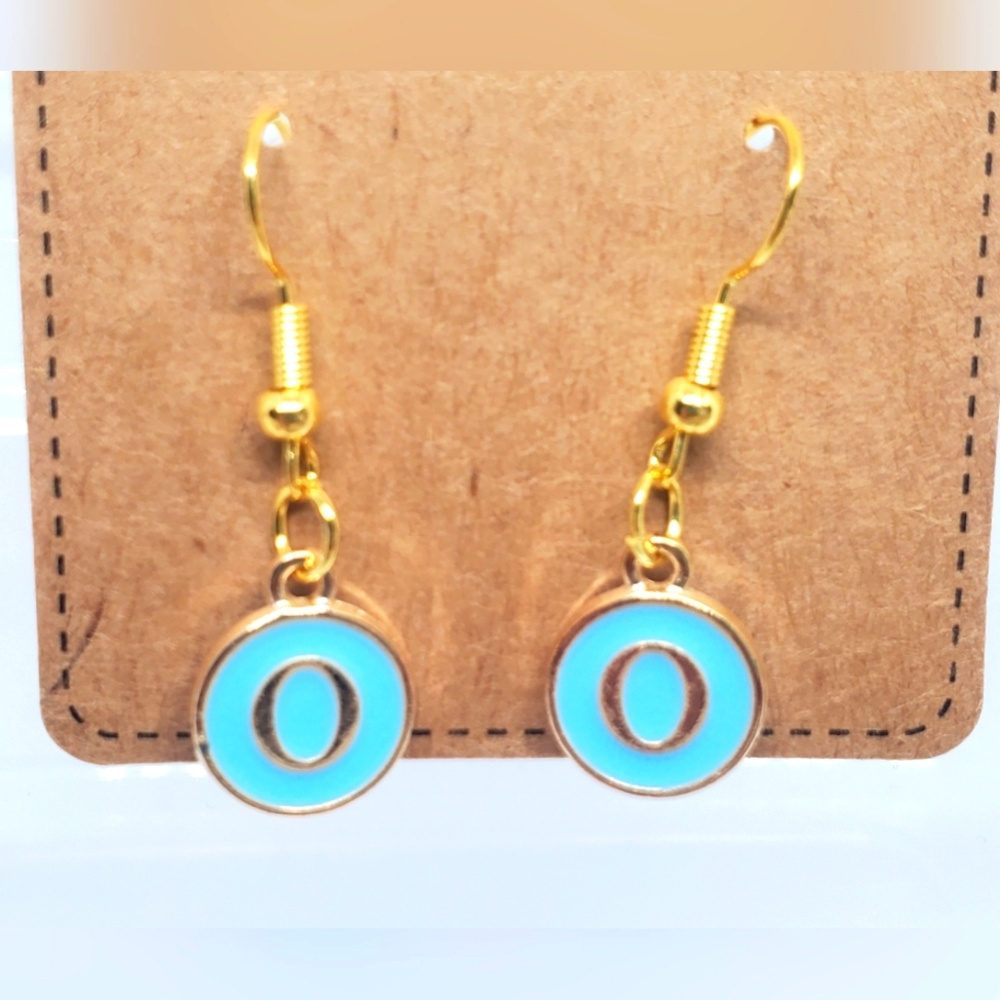 7/$10 O Initial Earrings, New
